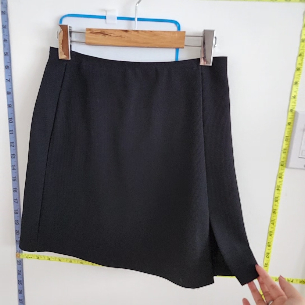 Elegant Black Women's Skirt